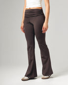 Side Ruched Yoga Pants - Brown