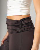 Side Ruched Yoga Pants - Brown