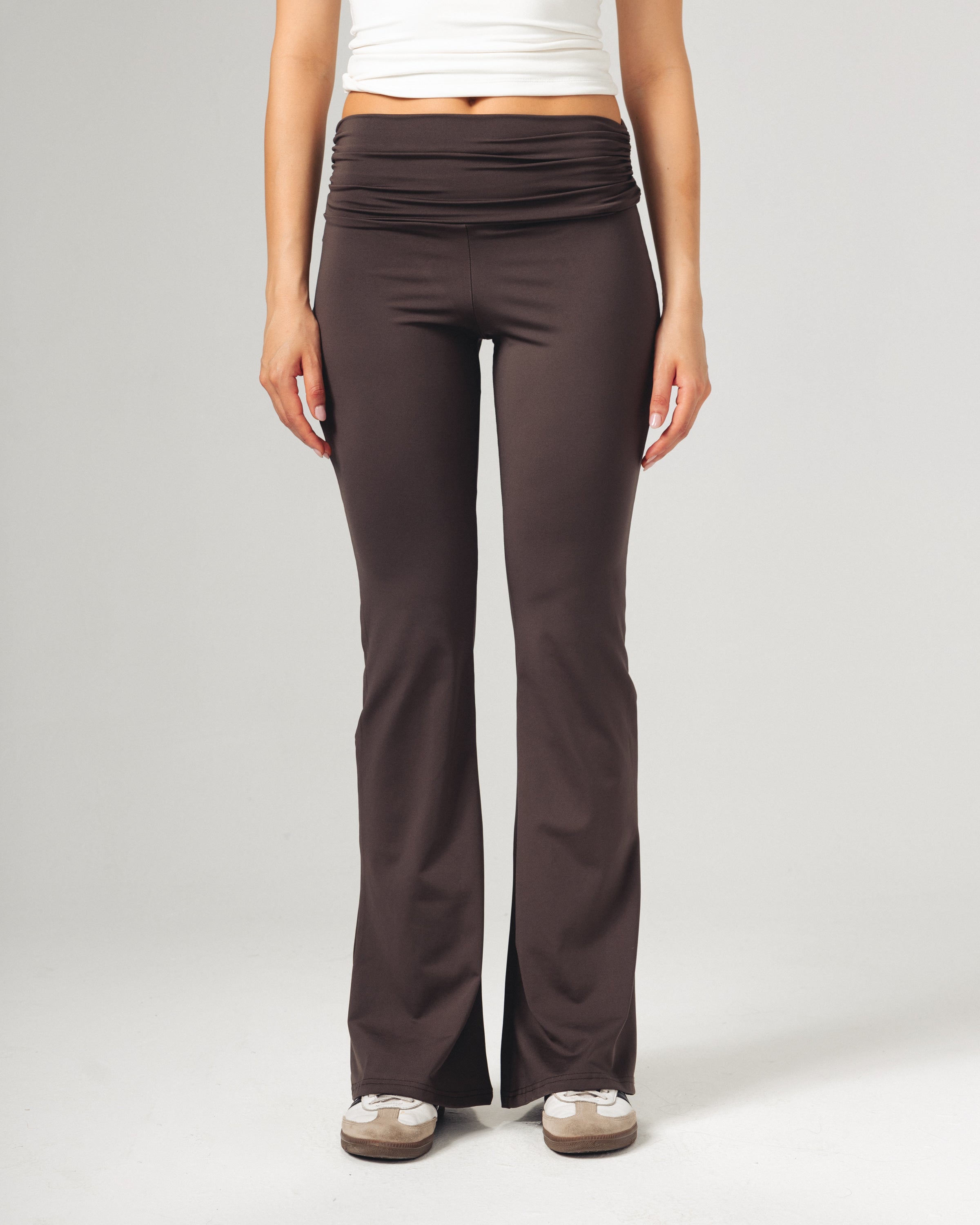 Side Ruched Yoga Pants - Brown