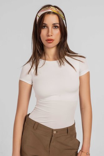 WHITE - SHORT SLEEVE TOP